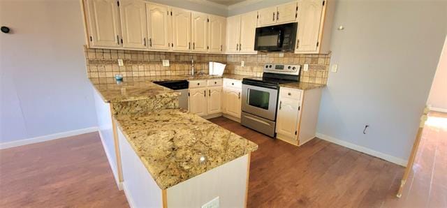 Building Photo - 2231 Ridgedale Dr