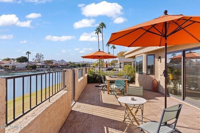 Building Photo - 8175 E Del Cuarzo Dr