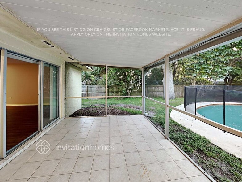 Building Photo - 6916 Sugarbush Dr