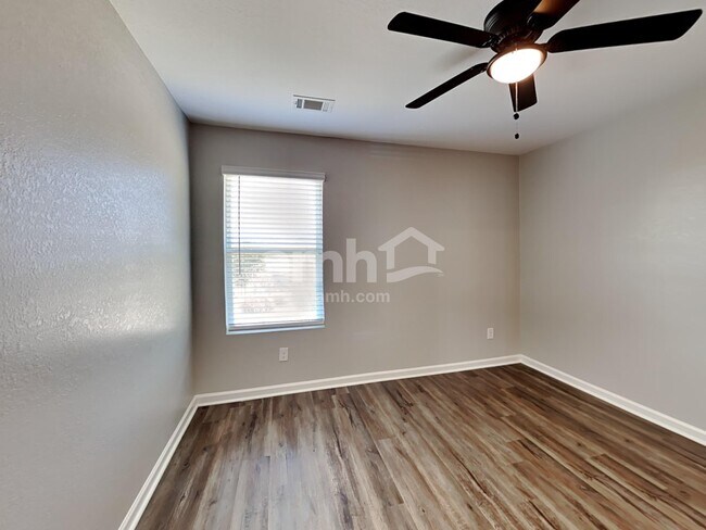 Building Photo - 170 Al Jennah Blvd