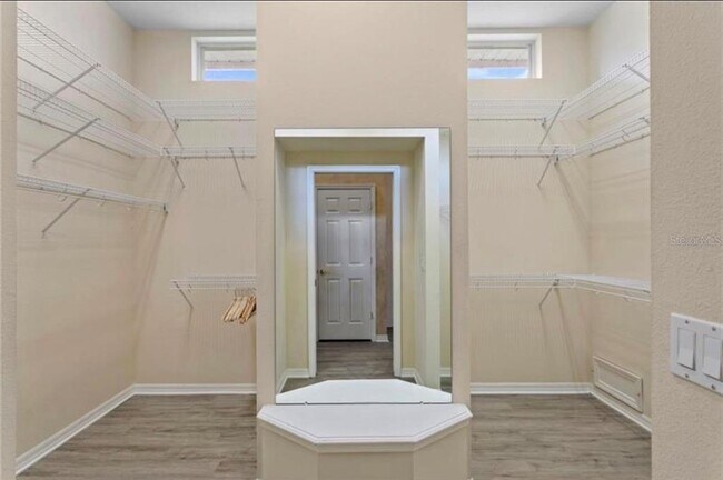 Building Photo - 2270 N Highland Ave