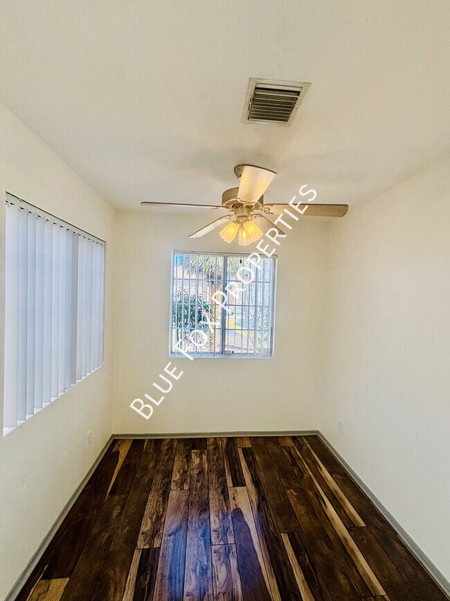 Building Photo - 4307 W Bunk House Rd