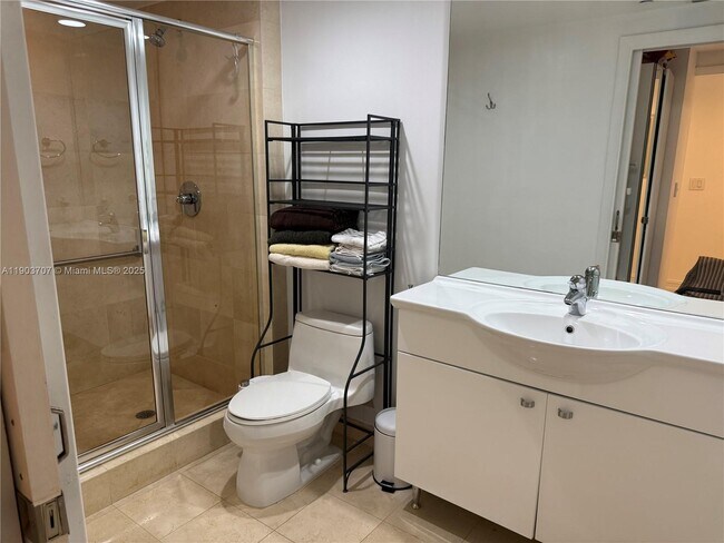 Building Photo - 1850 S Ocean Dr