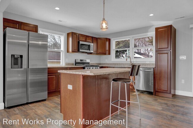 Building Photo - 7 br, 4 bath House - 5922 Benton Heights