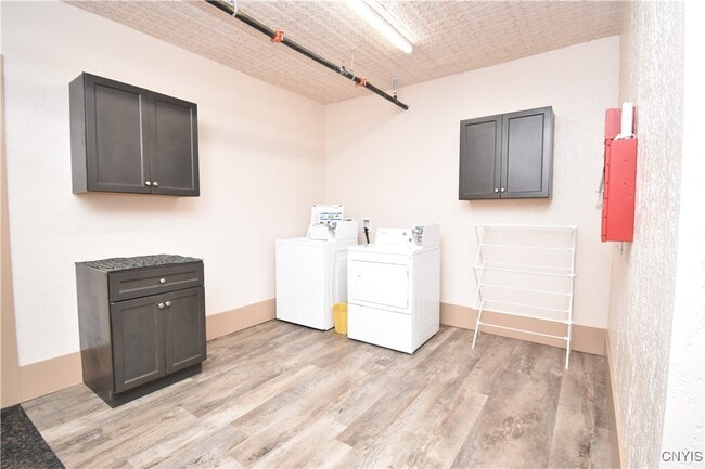 Building Photo - 152 Court 5 Ct