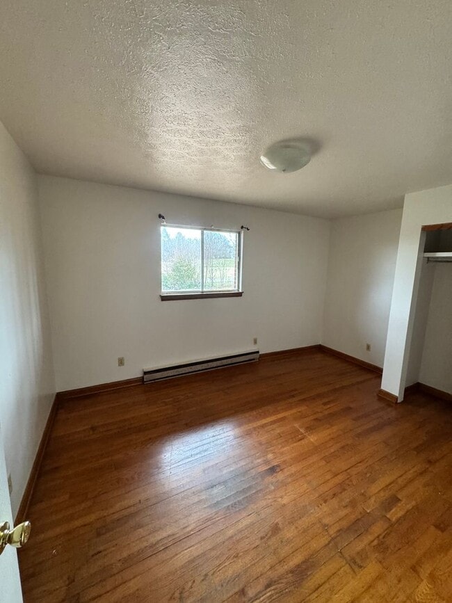 Building Photo - 2/1 outside city limits of Shelby, NC