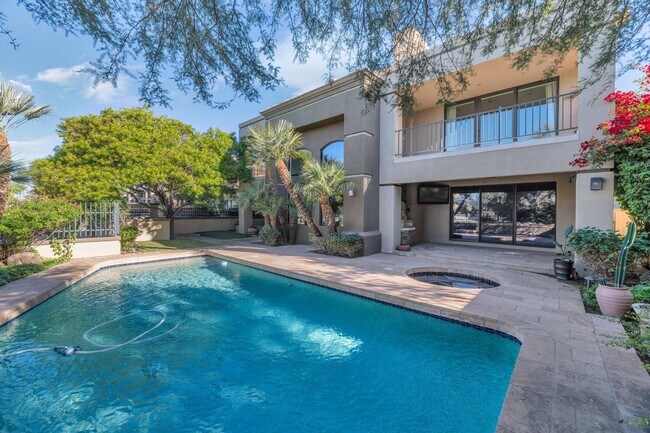 Building Photo - 7878 E Gainey Ranch Rd