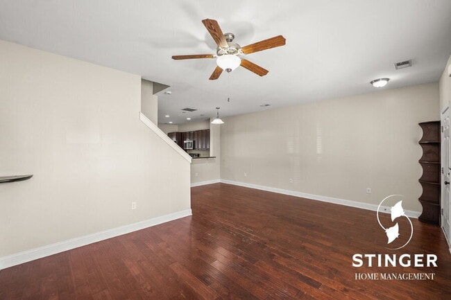 Building Photo - 143 Bella Way