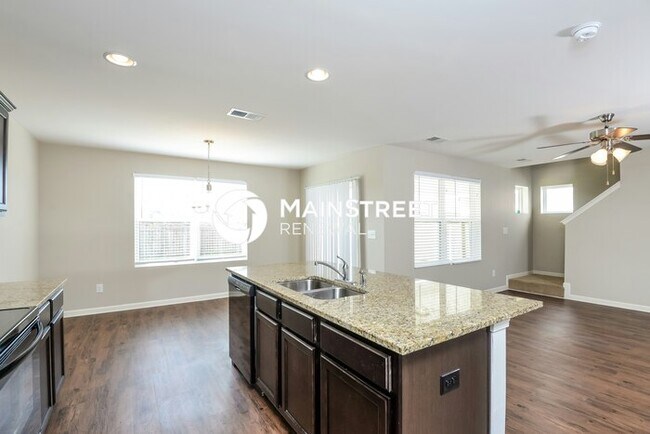 Building Photo - 3 Bedroom Pet-Friendly Home in Odenville, ...