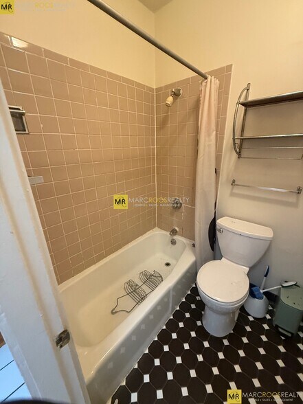 Building Photo - 25 Worcester Sq