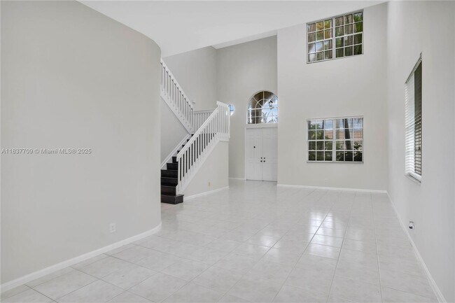 Building Photo - 2527 Eagle Run Dr