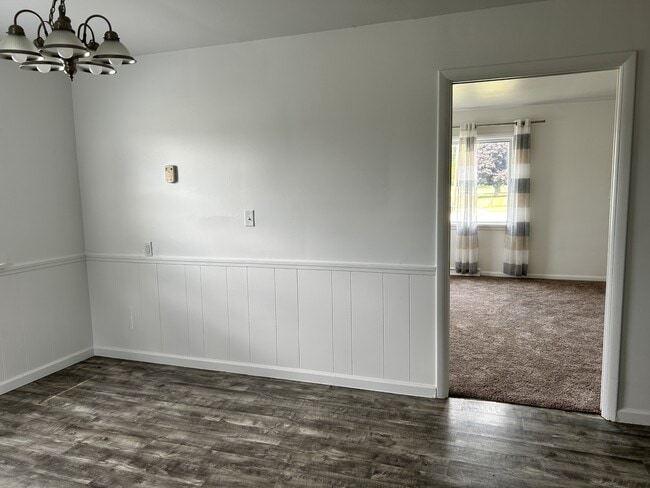 Building Photo - 7150 Clyde Park Ave SW