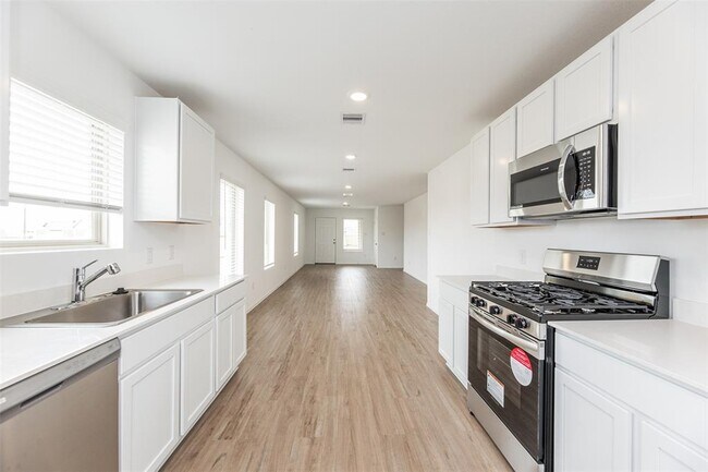 Building Photo - 7347 Greenbriar Cayon Ln