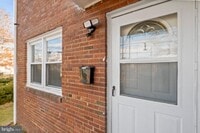 Building Photo - 883 Bellevue St SE