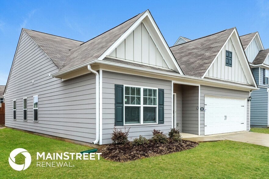 Building Photo - 585 Clover Cir