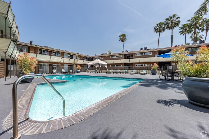 Primary Photo - Terraces at South Pasadena Apartments