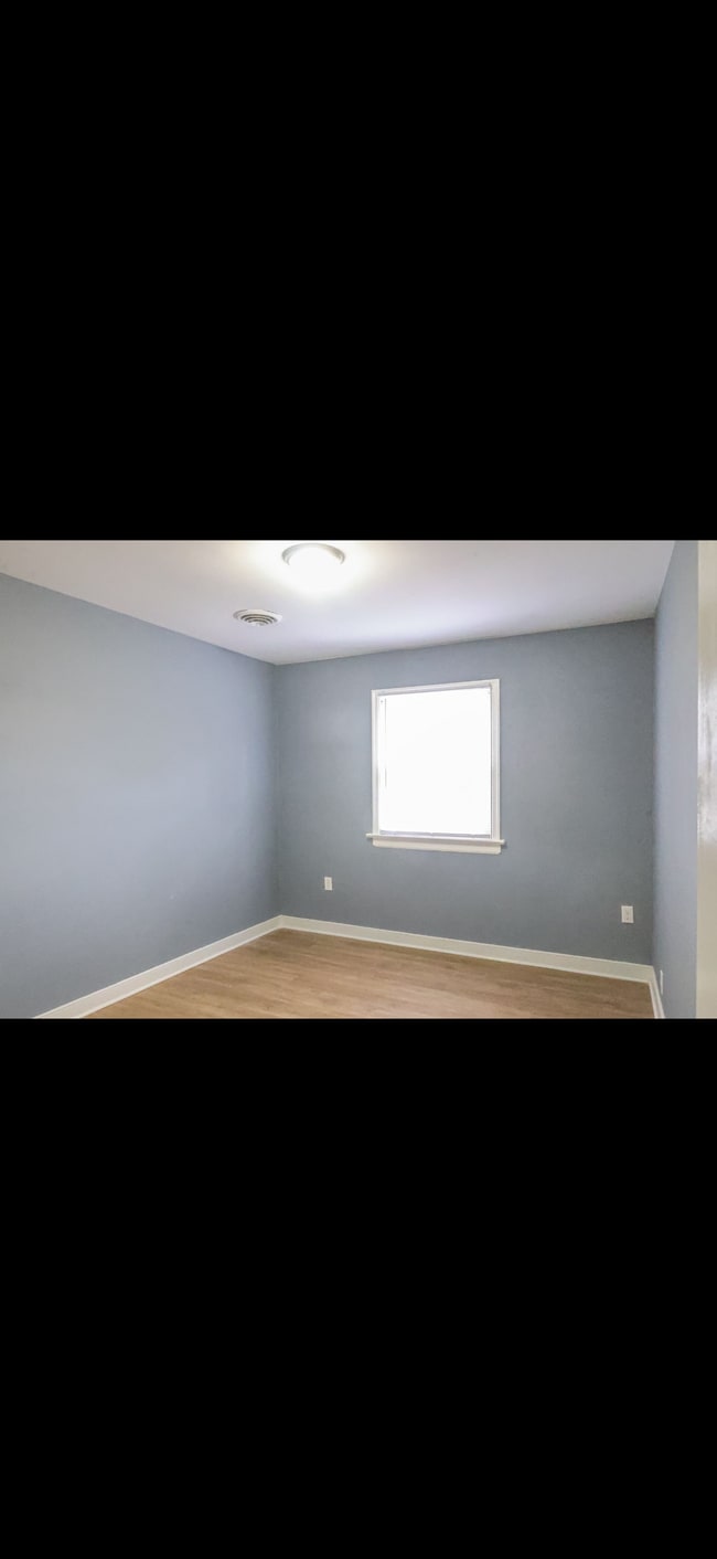 Building Photo - 3003 Allandale Dr