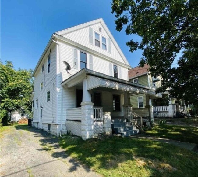 Building Photo - 849 Beardsley St