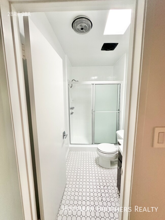 Building Photo - 8730 Charleville Blvd