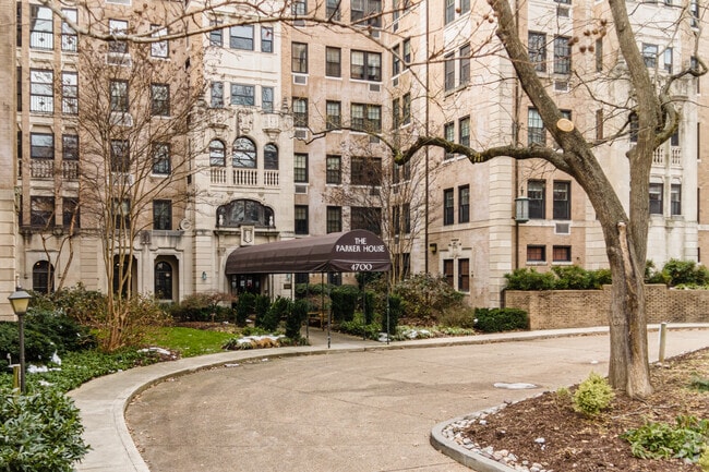 4700 Connecticut Ave NW - Parker House