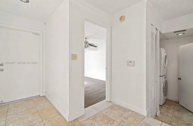 Building Photo - 838 NW 82nd Ave