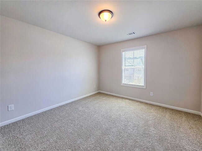 Building Photo - 3517 Iron Hearth Bnd