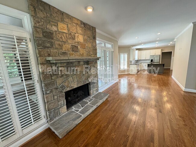 Building Photo - 830 Eden Green Ct