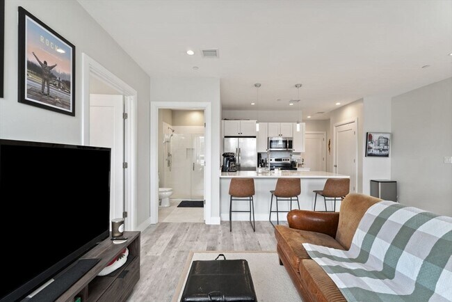 Building Photo - 1457 Tremont St