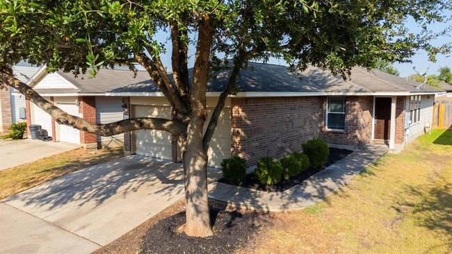 Building Photo - 3300 Etheredge Dr
