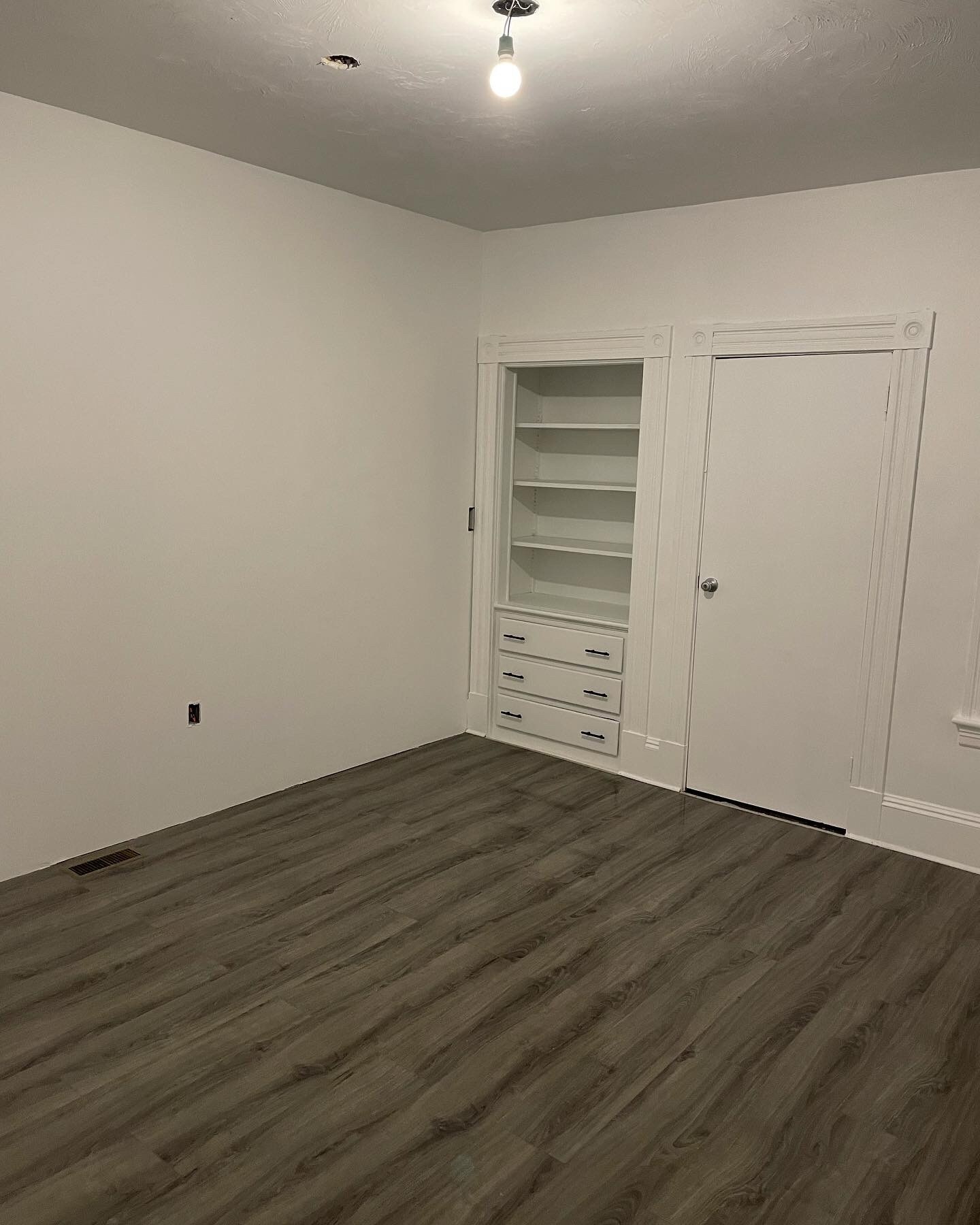 Bedroom - 31 White St