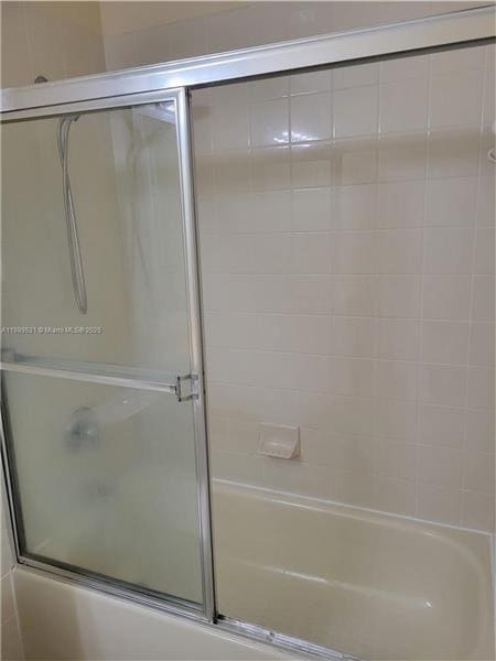 Building Photo - 2707 SW 82nd Ave