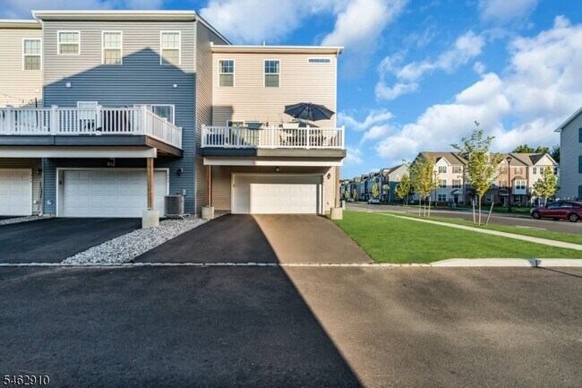 Building Photo - 246 Kiln Dr