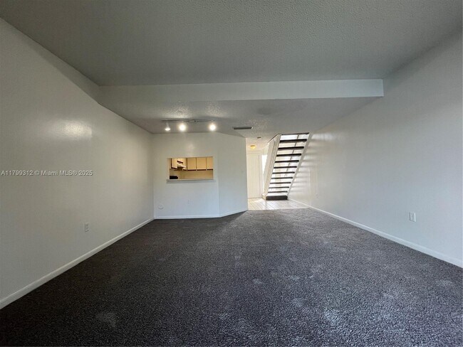 Building Photo - 5200 NW 31st Ave