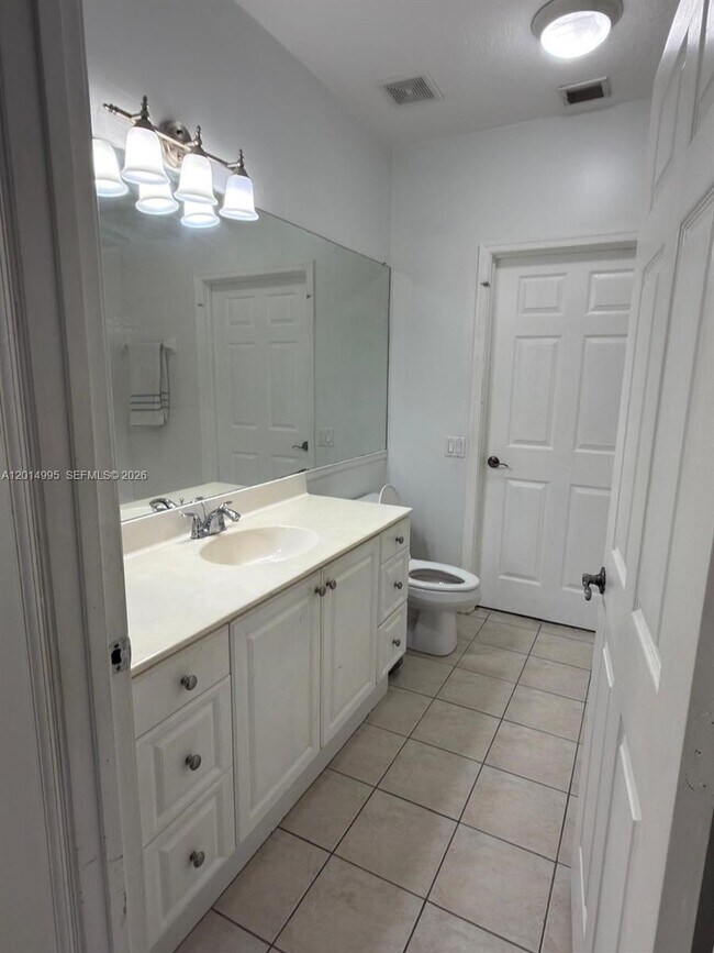 Building Photo - 4508 SW 160th Ave