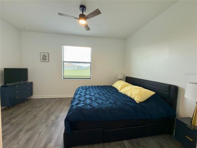 Building Photo - 5523 Sapphire Stone Cv