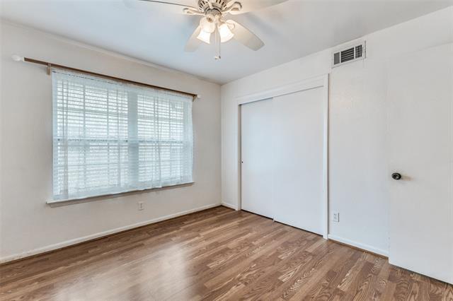 Building Photo - 9210 Larchwood Dr