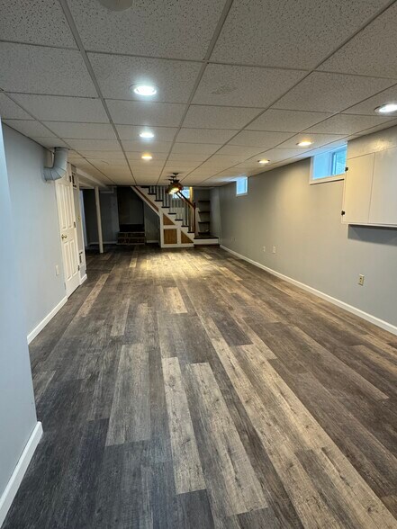 Building Photo - 258 Coburn Ave