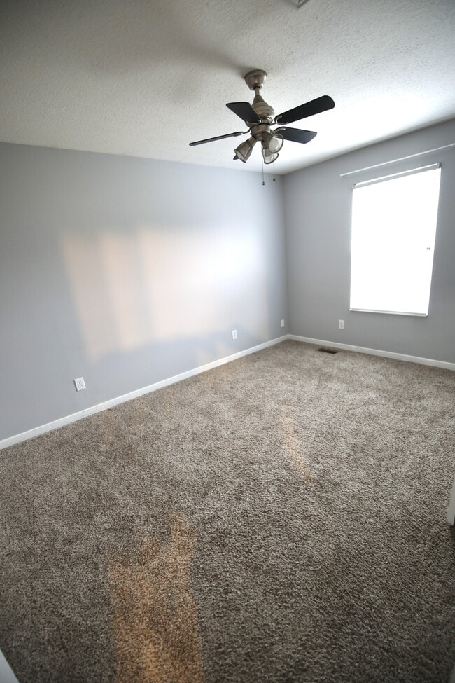 Building Photo - 4400 Greensbury Dr