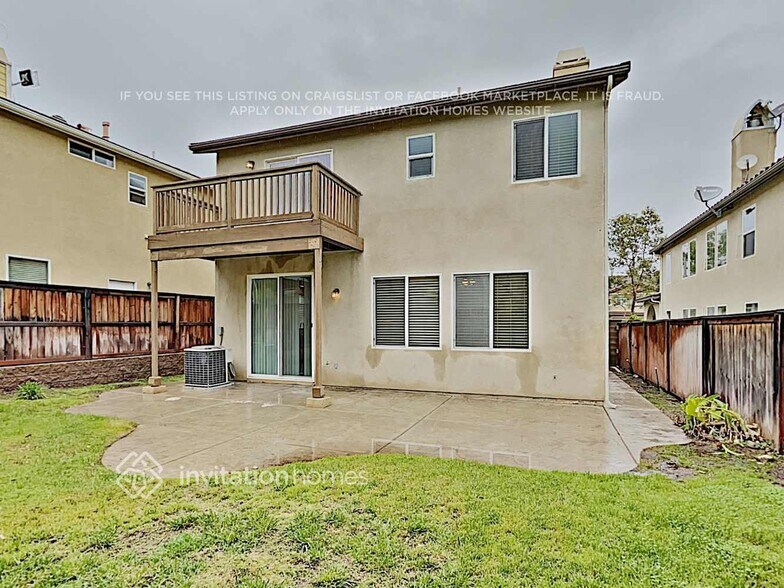 Building Photo - 25134 Birchtree Ct
