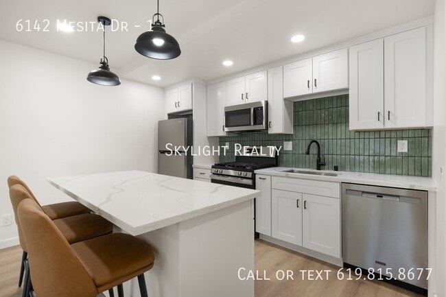 Building Photo - 6142 Mesita Dr