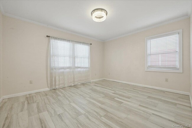 Building Photo - 18 Durham Rd