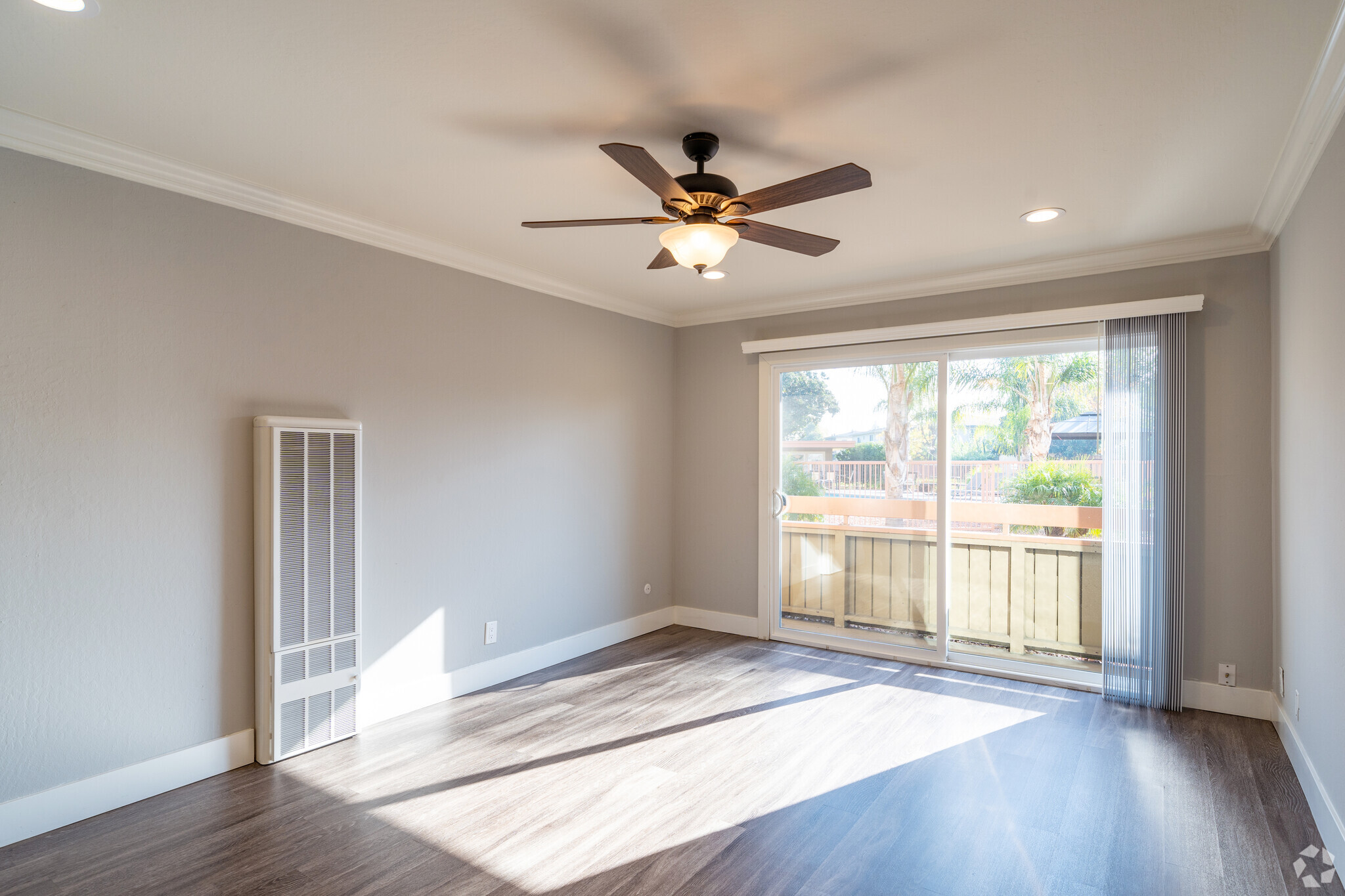 Living Room - Stone Creek Apartments