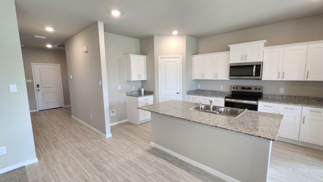 Building Photo - 16429 Severn Ln