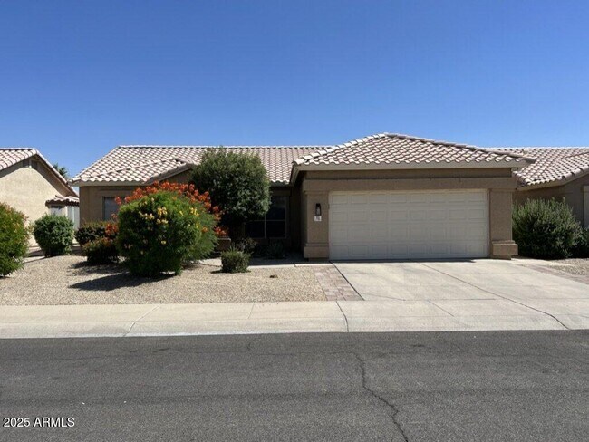 Primary Photo - 721 E Jasper Dr