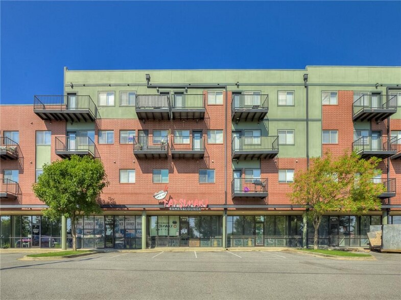 Building Photo - 1320 12th Ave SE