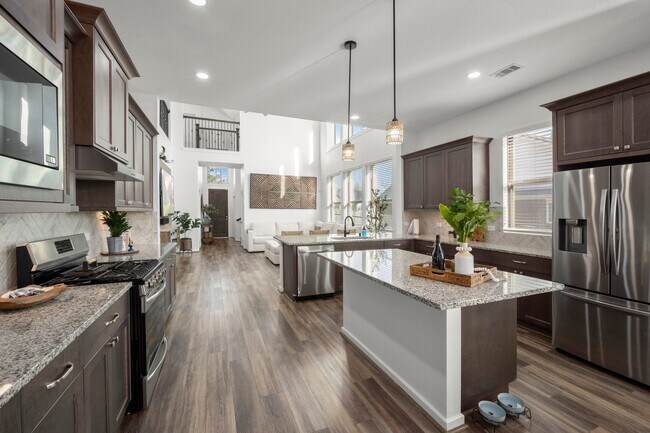Building Photo - 9871 Twin Shores Dr