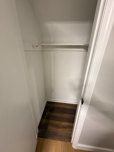 Building Photo - 805 E Taylor St