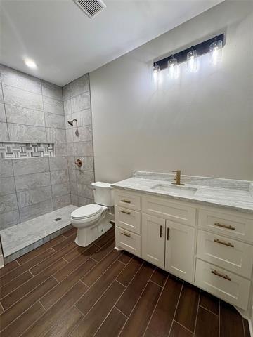 Building Photo - 2713 Stone Briar Dr