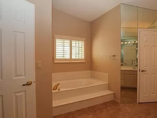Building Photo - 4120 E Placita Presilla