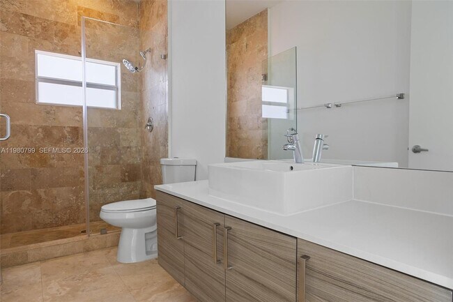 Building Photo - 2786 SW 34th Ave